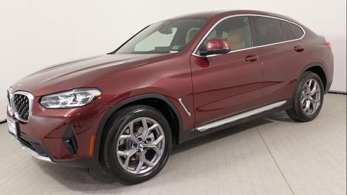 2023 BMW X4 xDrive30i