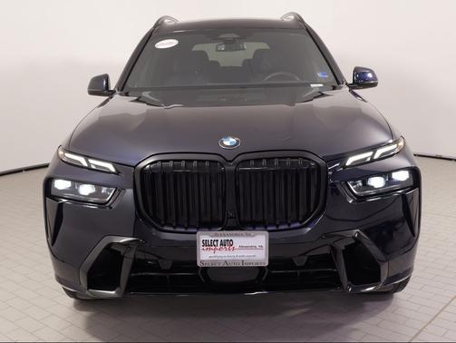 Carbon Black Metallic 2025 BMW X7 xDrive40i