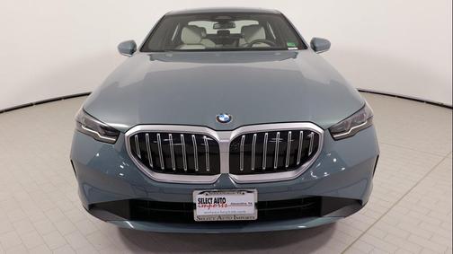 2024 BMW 530 i xDrive
