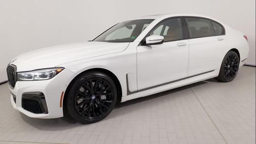 2022 BMW 750 i xDrive