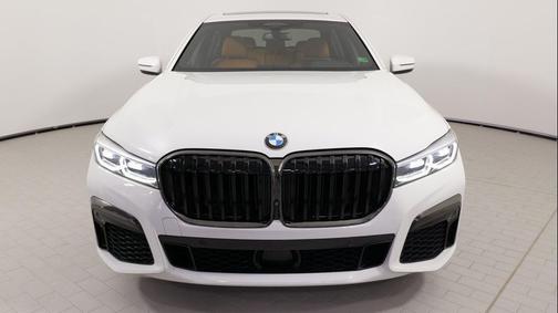 2022 BMW 750 i xDrive