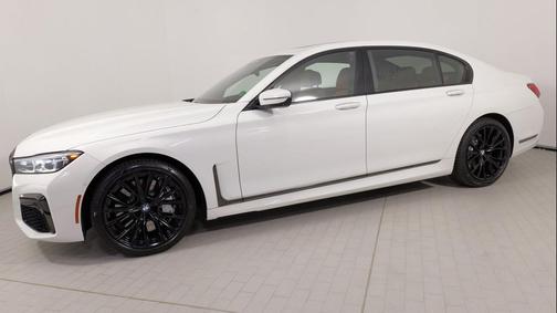 2022 BMW 750 i xDrive