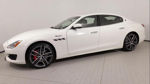 2023 Maserati Quattroporte Modena