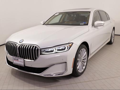 2022 BMW 740 i xDrive