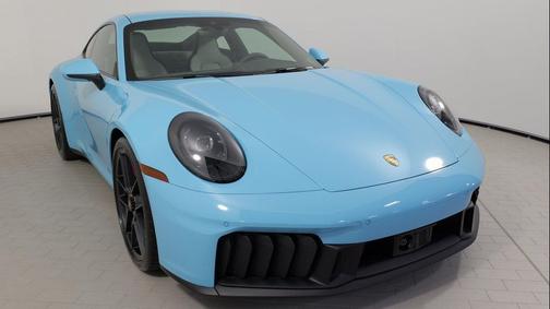 2025 Porsche 911 Carrera GTS