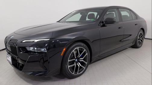 2023 BMW 760 i xDrive