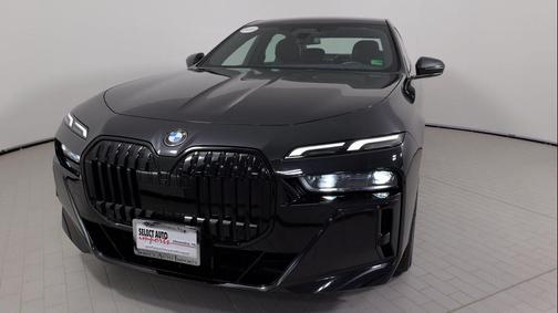 2023 BMW 760 i xDrive