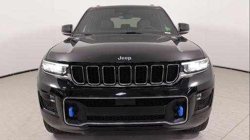 2022 Jeep Grand Cherokee 4xe Overland