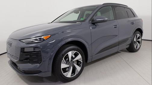 2025 Audi Q6 e-tron Premium quattro