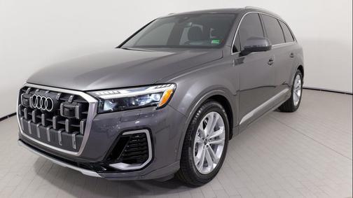 2025 Audi Q7 55 Prestige
