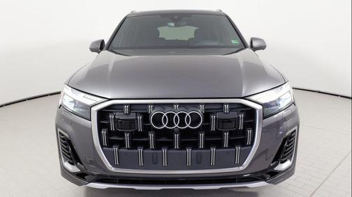 2025 Audi Q7 55 Prestige
