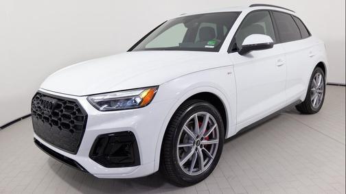 2024 Audi Q5 55 S line Premium Plus