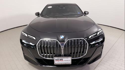 2023 BMW 760 i xDrive