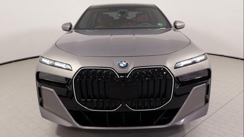 2024 BMW 740 xDrive