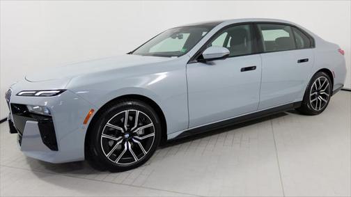 2024 BMW 740 i xDrive