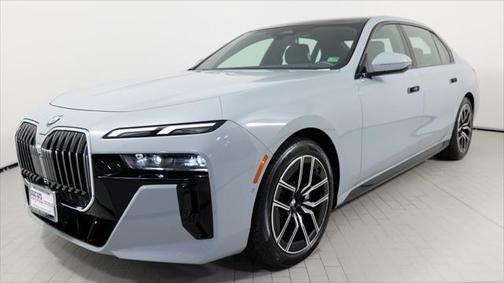 2024 BMW 740 i xDrive