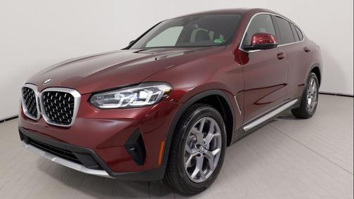 2025 BMW X4 xDrive30i