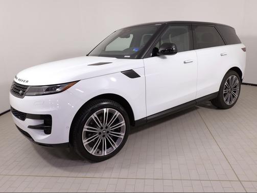 2025 Land Rover Range Rover Sport SE