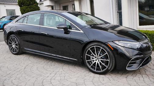 Photo 5 of 68 of 2022 Mercedes-Benz EQS 580 Base 4MATIC