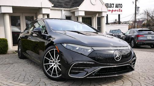 Photo 4 of 68 of 2022 Mercedes-Benz EQS 580 Base 4MATIC