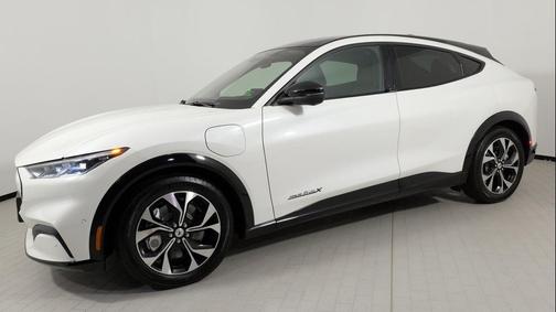 2022 Ford Mustang Mach-E Premium