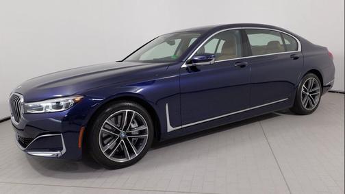 2022 BMW 750 i xDrive