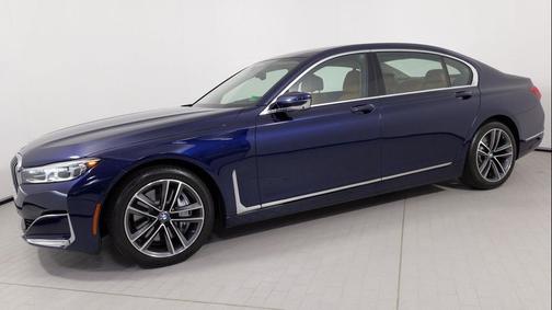 2022 BMW 750 i xDrive