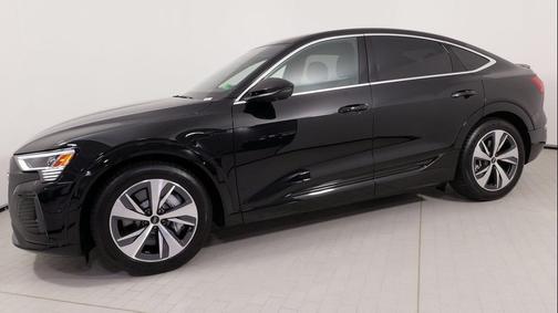 2024 Audi Q8 e-tron Premium Plus