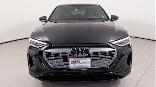 2024 Audi Q8 e-tron Premium Plus