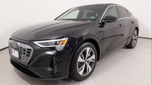 2024 Audi Q8 e-tron Premium Plus