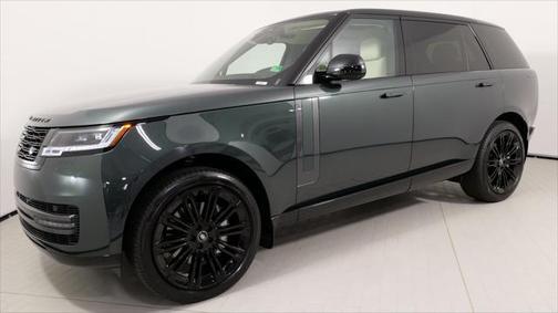 2025 Land Rover Range Rover P400 SE 7 Seat