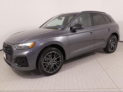 Daytona Gray Pearl Effect 2023 Audi SQ5 3.0T Premium Plus