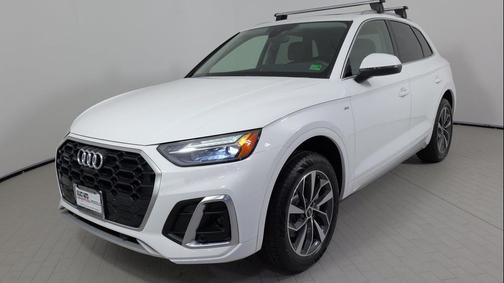 2022 Audi Q5 45 S line Premium Plus