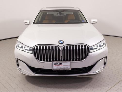 Mineral White Metallic 2020 BMW 750 i xDrive