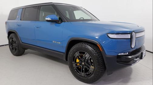 2023 Rivian R1S Adventure