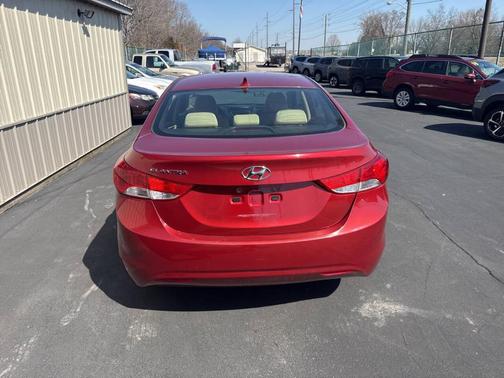 2011 Hyundai ELANTRA GLS