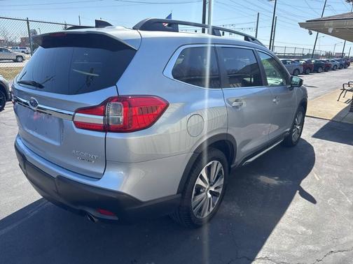 2022 Subaru Ascent Limited 8-Passenger