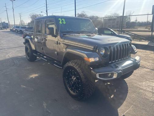 2023 Jeep Gladiator Sport