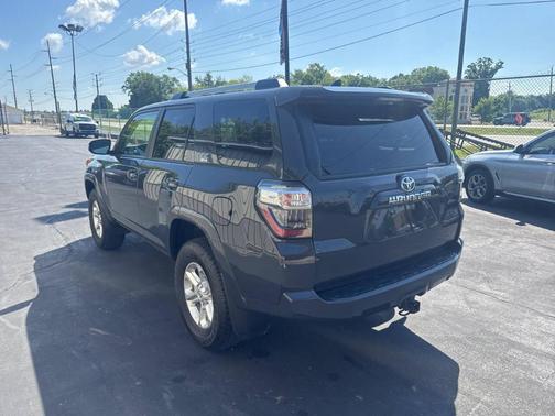 2024 Toyota 4Runner SR5