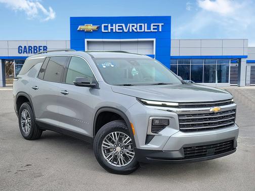 Sterling Gray Metallic 2025 Chevrolet Traverse LT