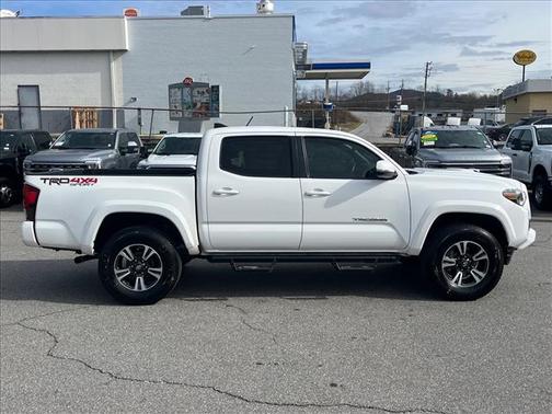 2019 Toyota Tacoma TRD Sport