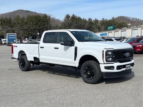 Oxford White 2026 Ford F-250 XL