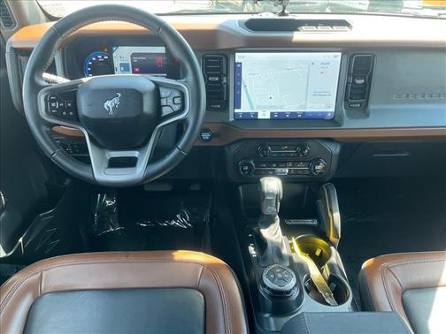 Eruption Green Metallic 2024 Ford Bronco Outer Banks