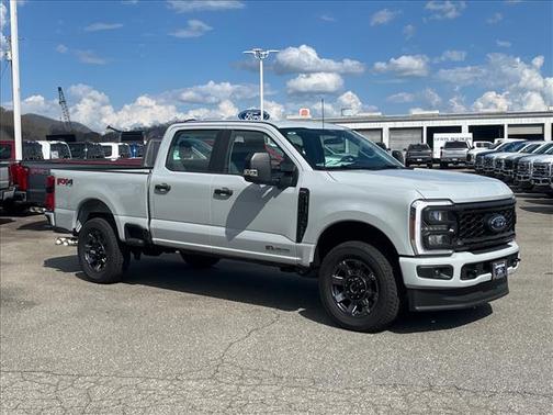 Avalanche 2026 Ford F-250 XL