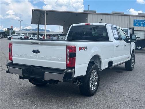 2023 Ford F-350 LARIAT SUPER DUTY