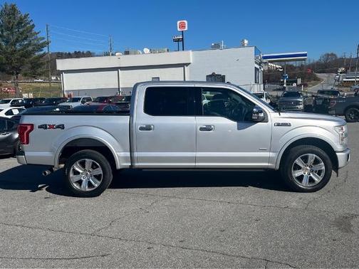 2017 Ford F-150 PLATINUM