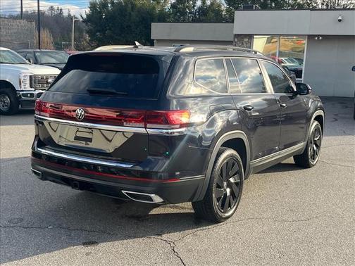 2024 Volkswagen Atlas 2.0T SE W/ TECHNOLOGY