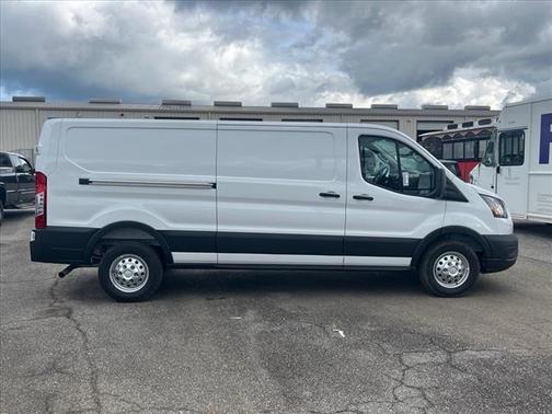 2025 Ford Transit-150 150