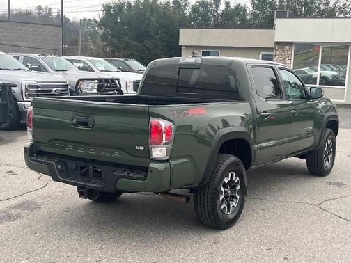 2022 Toyota Tacoma TRD OFF ROAD