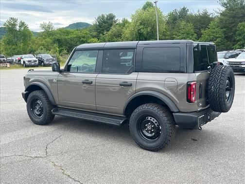 Gray 2026 Ford Bronco Outer Banks